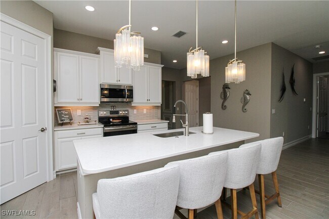 Building Photo - 14849 Windward Ln