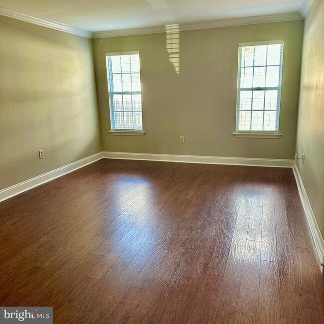 Building Photo - 22 Honey Locust Ln