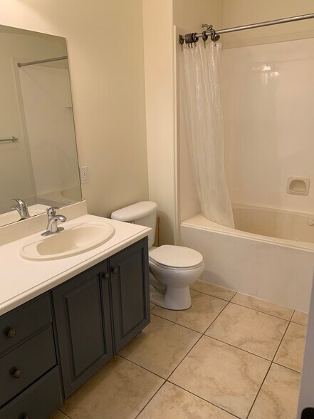 Building Photo - 209 N 1200 W