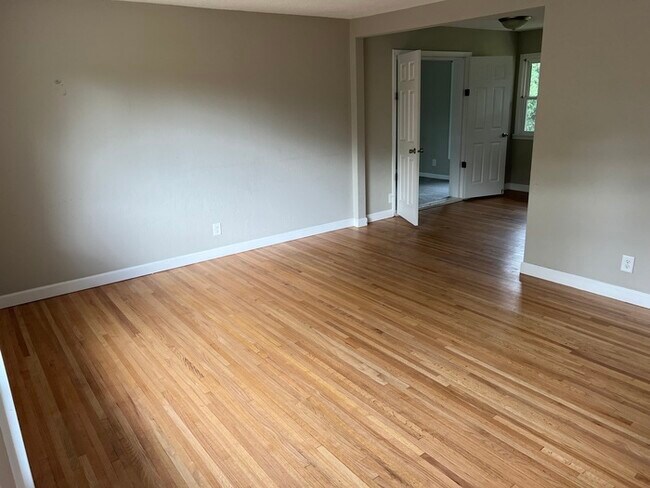 Building Photo - 1760 City Heights Dr