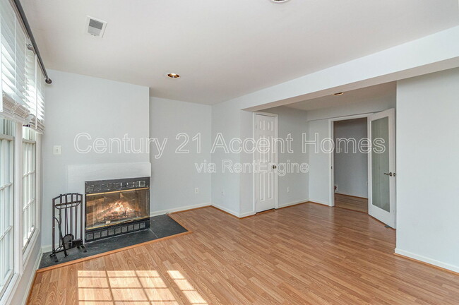 Building Photo - 5028 9th St S