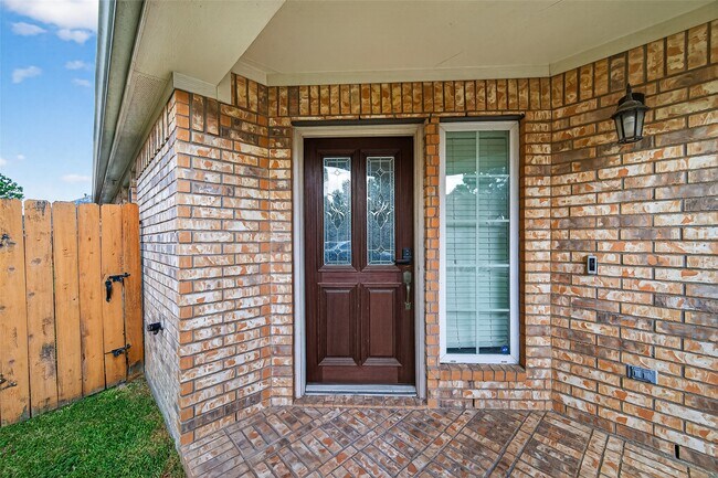 Building Photo - 16930 Creek Mountain Dr
