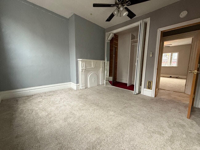 Building Photo - 1706 Mary St