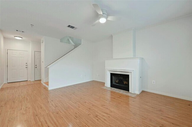 Building Photo - 4620 W William Cannon Dr