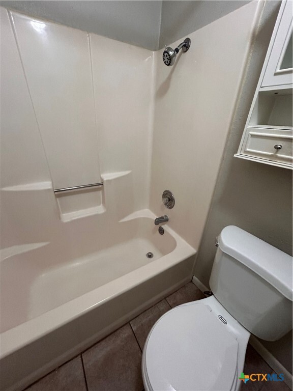 Building Photo - 1210 Westway Cir