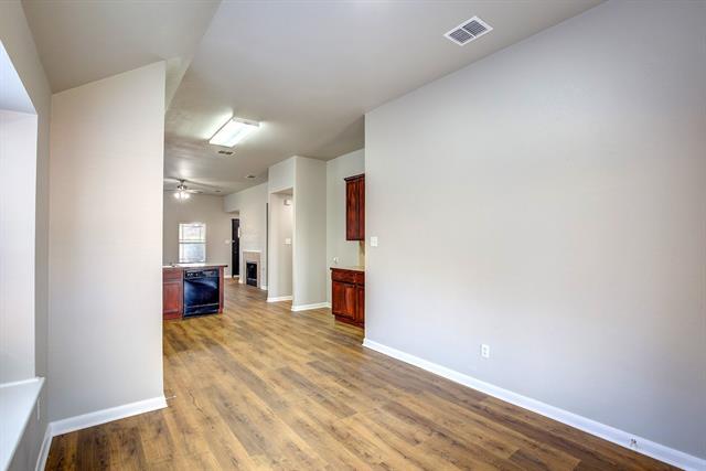 Building Photo - 12125 Tacoma Ridge Dr