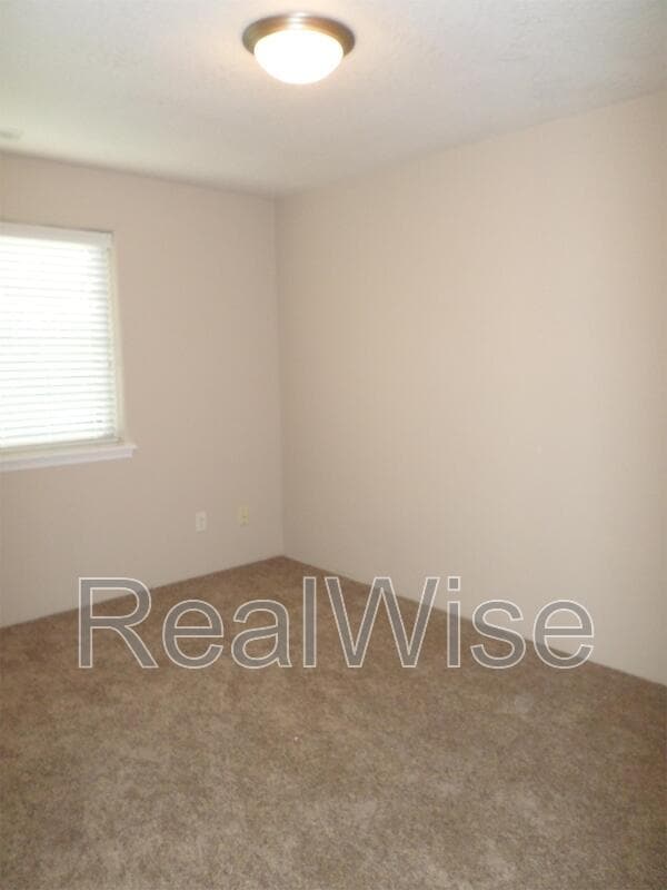 Building Photo - 450 Midway Rd