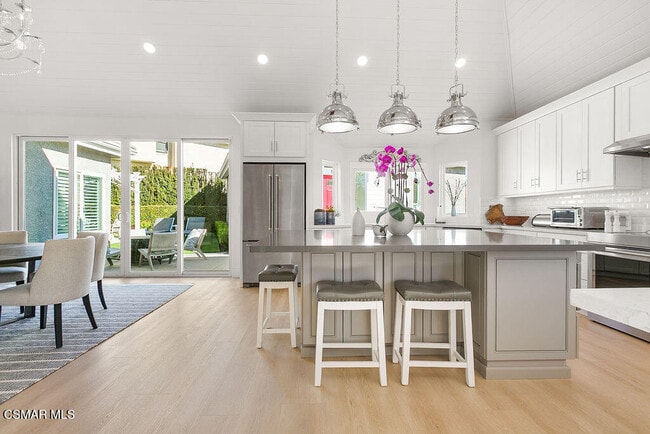 Building Photo - 2181 Brookfield Dr