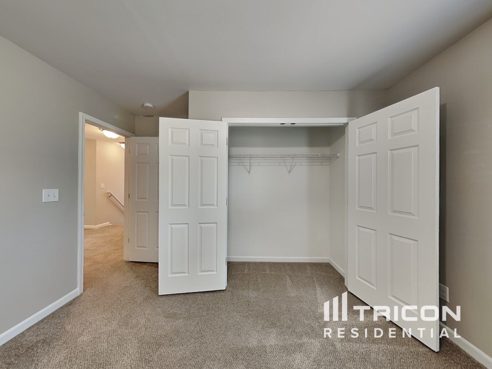 Building Photo - 10204 Daniel Dwayne Dr