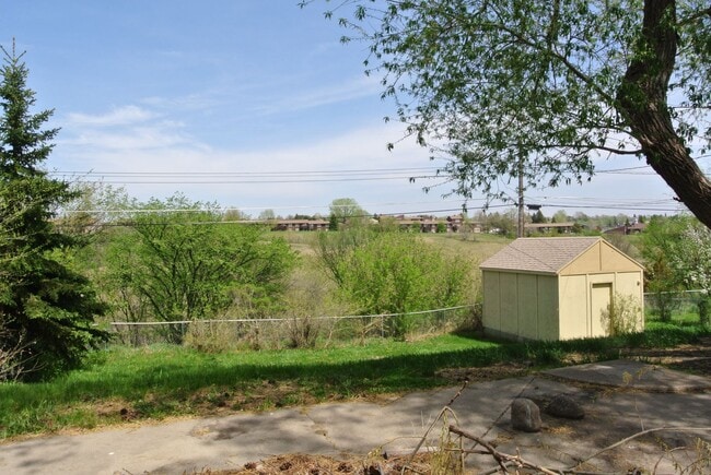 Building Photo - House- NW