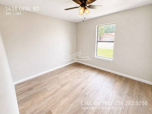 Building Photo - 1418 Opal Rd
