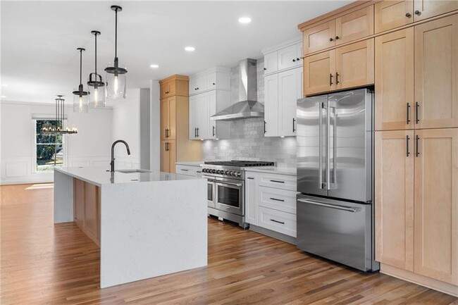 Building Photo - 350 Kelson Dr NW