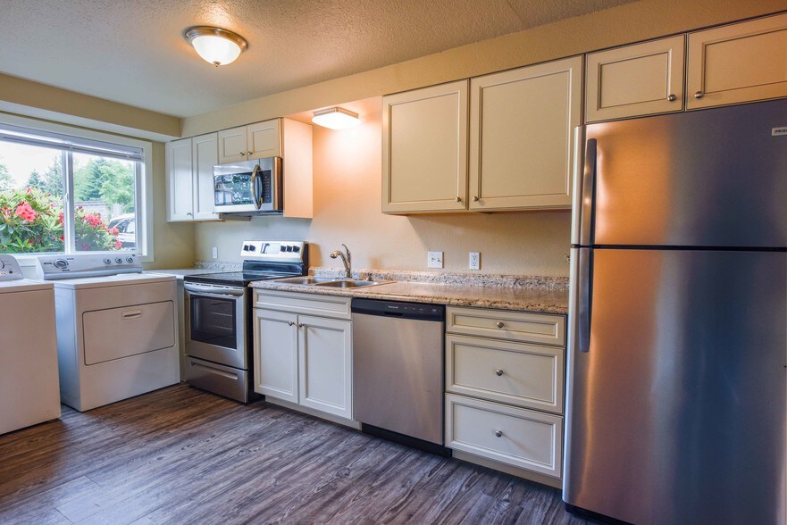 Building Photo - 12458 SE 110th Ct