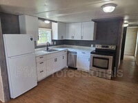 Building Photo - 927 Cranor Rd