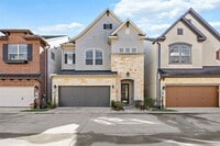 Building Photo - 6723 Sussex Manor St