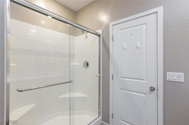 Building Photo - 544 Mossy Cup St