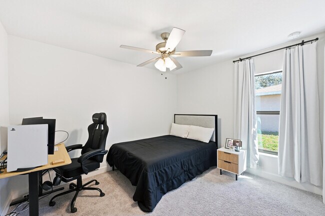 Building Photo - 8452 Dorsey St