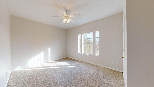 Building Photo - 1500 Maglothin Ct