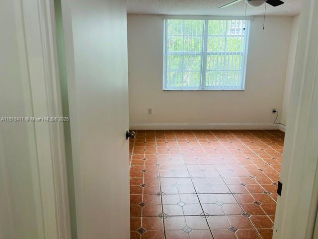 Building Photo - 19601 E Country Club Dr