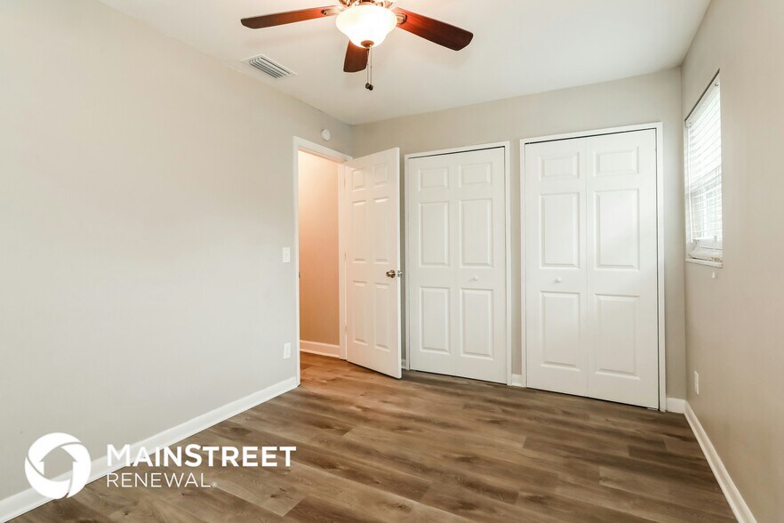 Building Photo - 5849 Wending Dr