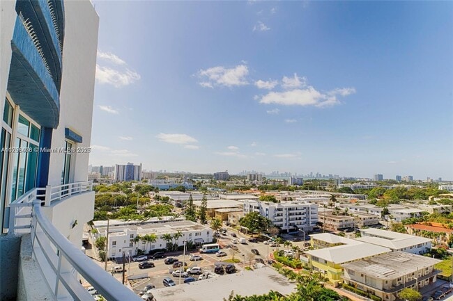 Building Photo - 7600 Collins Ave