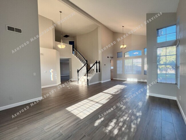 Building Photo - RAY RANCH 4 BEDROOMS 3 BATH WITH POOL AND SPA IN LARGE YARD