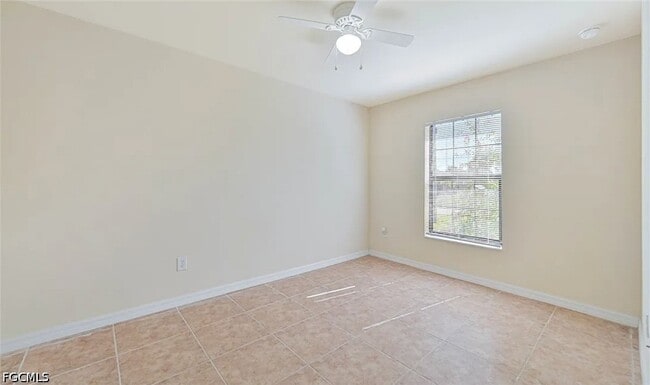 Building Photo - 613 SE 14th St