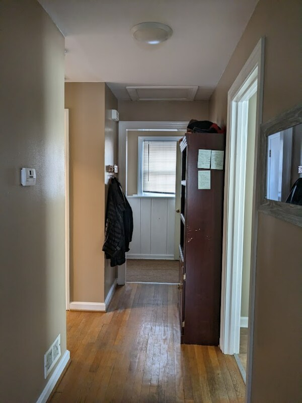 Building Photo - 601 Pitt St