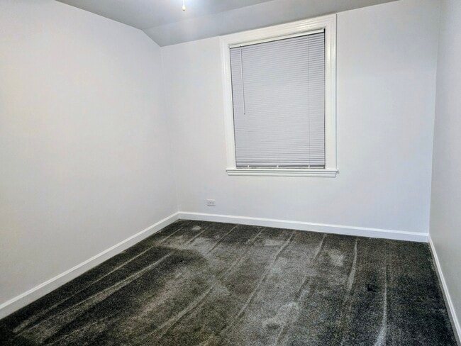 Building Photo - 3803 N Pacific Ave