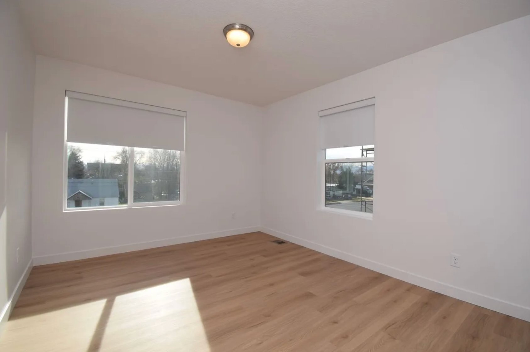 Building Photo - 4479 S 500 E