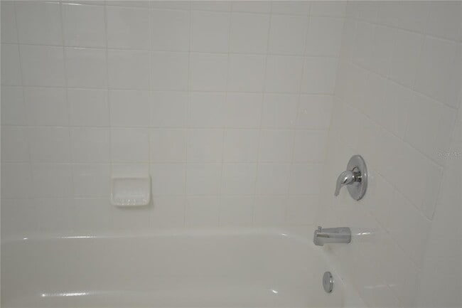 Building Photo - 5728 Biscayne Ct