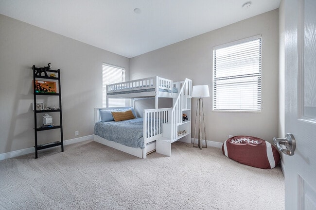 Building Photo - 10238 Blossom Trail