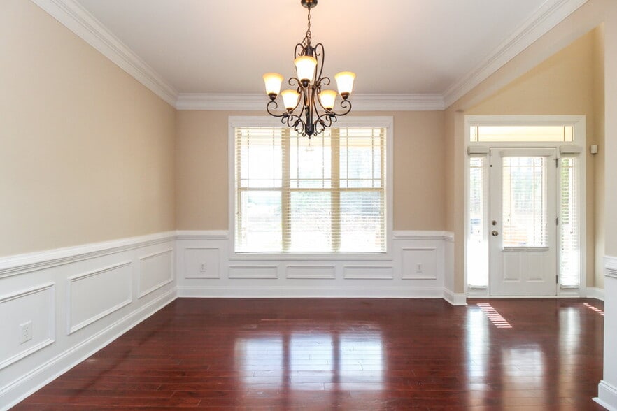 Building Photo - 217 Shelton Cir