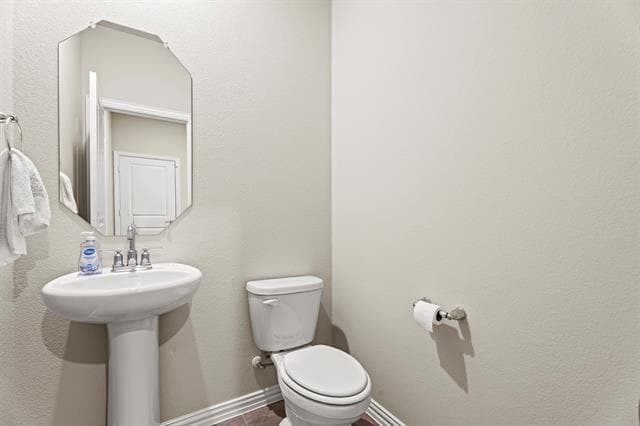 Building Photo - 2275 Clf Spgs Dr