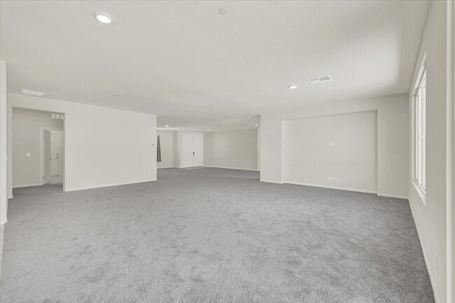 Building Photo - 4709 N Park St