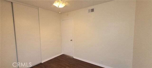 Building Photo - 2616 S Moorland Pl