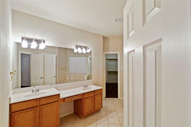 Building Photo - 4540 Bonnywood Dr