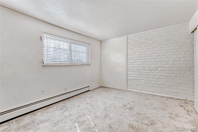 Building Photo - 875 S Quebec St