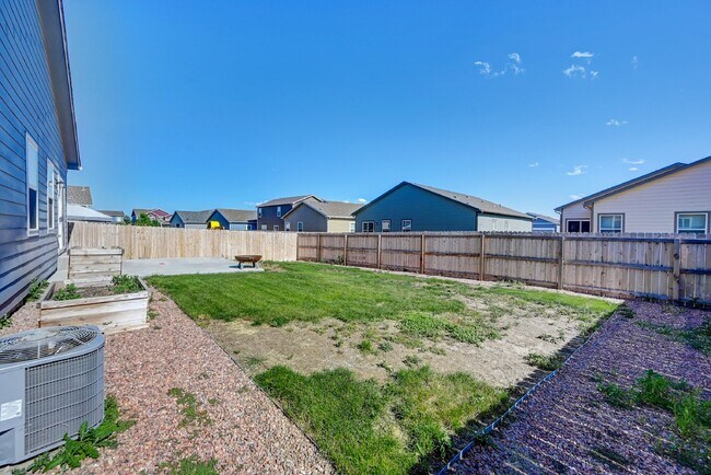 Building Photo - $2,295.95,  3 Bed, 2 Bath Home In Co Springs with Fenced in Yard!