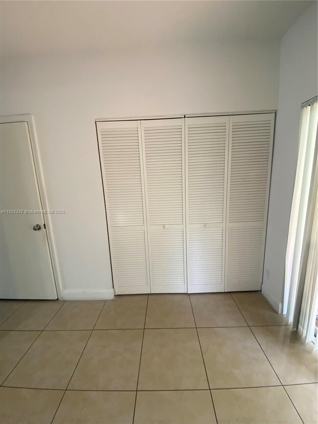 Building Photo - 9962 NW 56th Pl