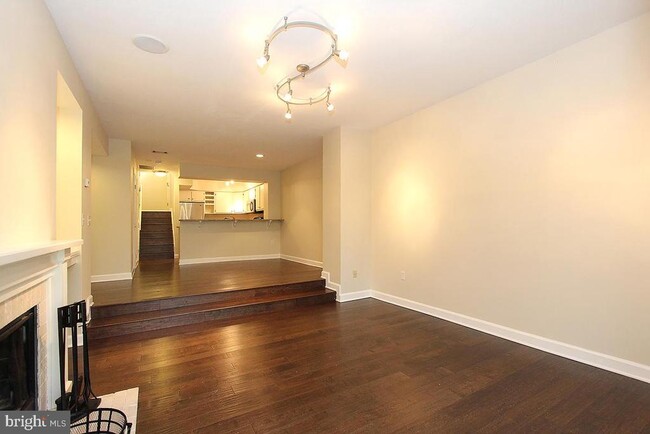 Building Photo - 18112 Windsor Hill Dr