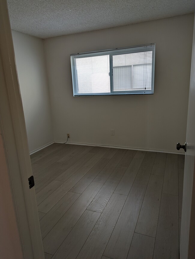 Bedroom - 2960 W 235th St