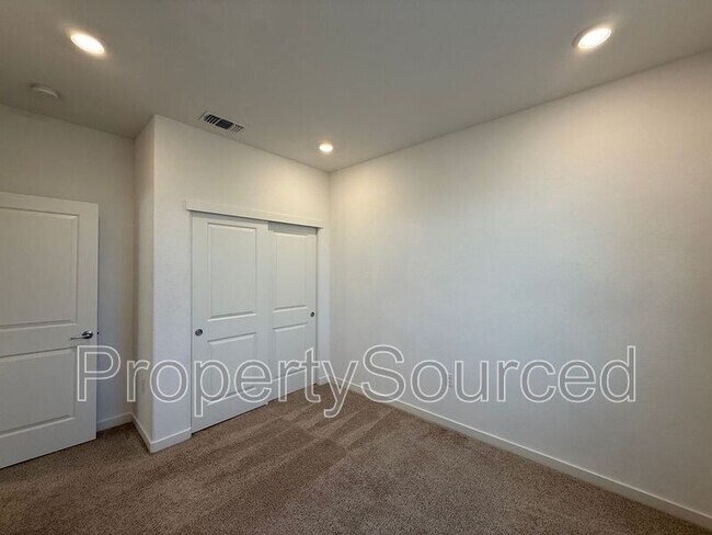 Building Photo - 2099 Frank Blondin Ln