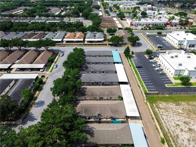 Building Photo - 7105 N 8th St