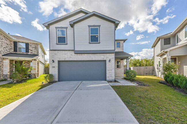 Primary Photo - 11626 Moonstruck Ln