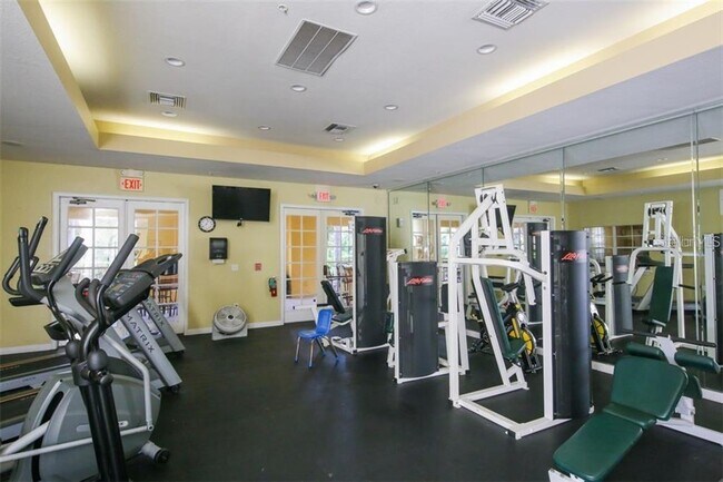 Building Photo - 5655 Bentgrass Dr