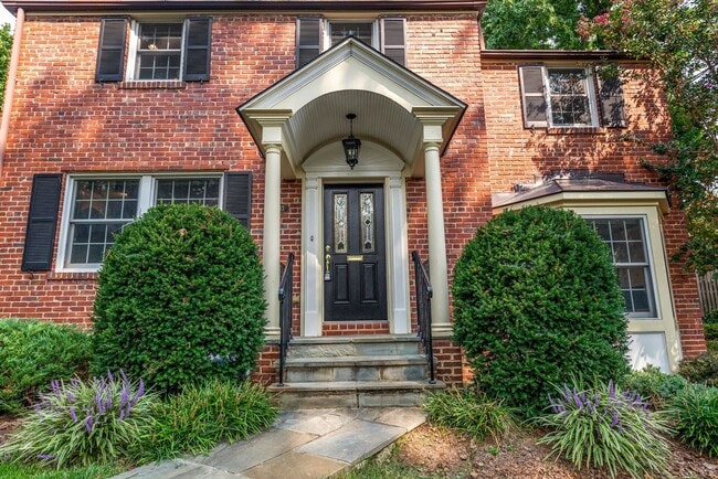 Building Photo - Chevy Chase Home