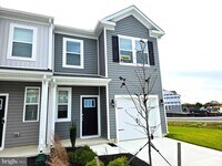 Building Photo - 1424 Sugarplum Ln