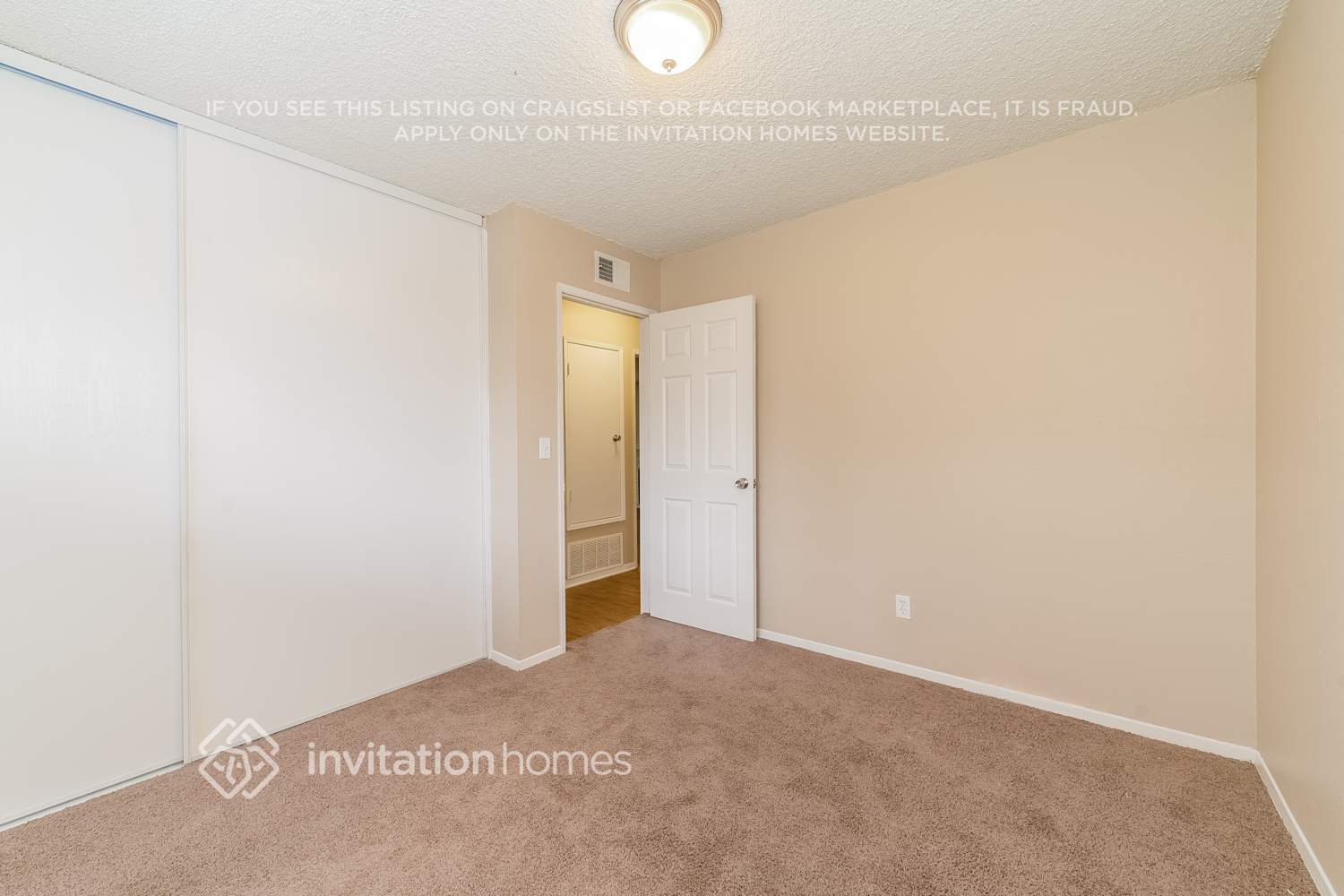 Building Photo - 10326 Pendleton St