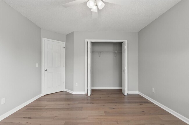 Building Photo - 300 Early Harvest Ct